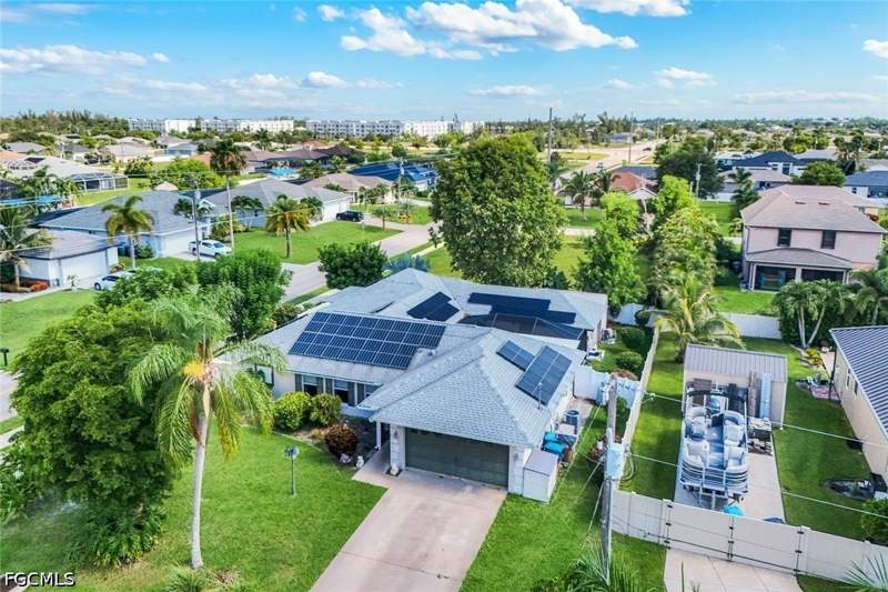 5 bedroom SingleFamilyResidence at 1923 SW 26th Ter, Cape Coral, Cape Coral — photo 4