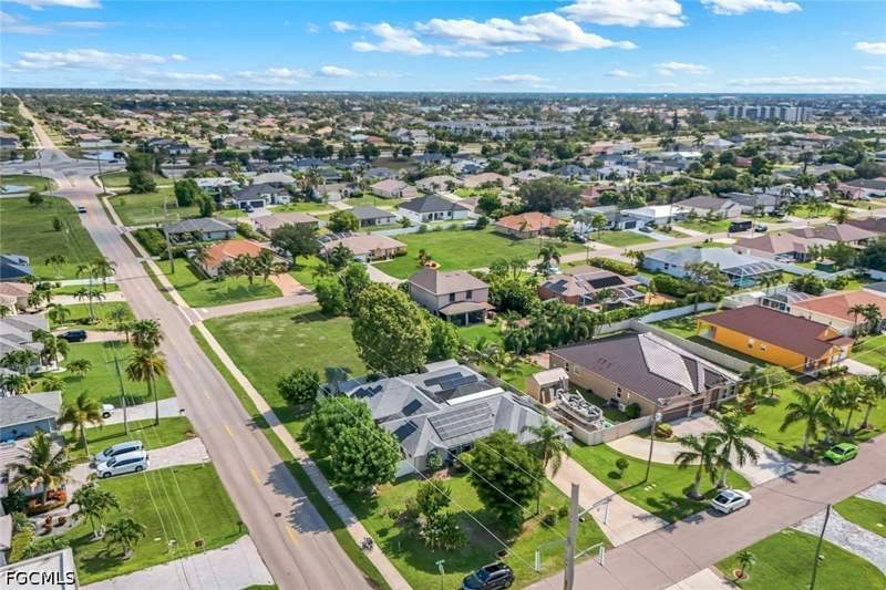 5 bedroom SingleFamilyResidence at 1923 SW 26th Ter, Cape Coral, Cape Coral — photo 5
