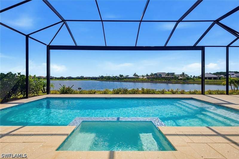 4 bedroom SingleFamilyResidence at 15382 Turin Dr, Esplanade By The Islands, Naples — photo 2