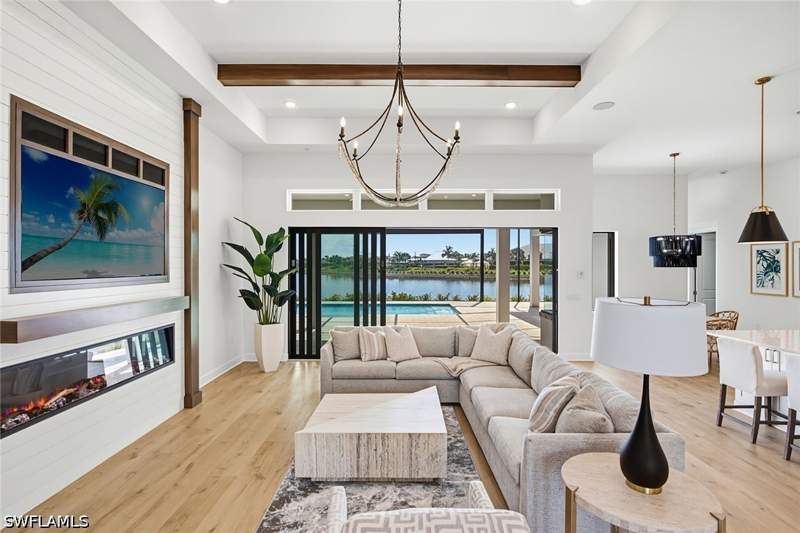 4 bedroom SingleFamilyResidence at 15382 Turin Dr, Esplanade By The Islands, Naples — photo 4