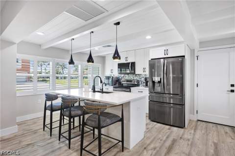 131 Egret St, Fort Myers Beach FL - photo 8 of 48