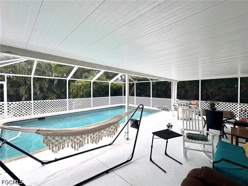 4 bedroom SingleFamilyResidence at 1326 NE 1st Ave, Cape Coral, Cape Coral — photo 2