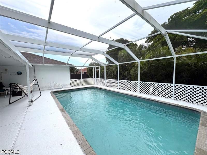 4 bedroom SingleFamilyResidence at 1326 NE 1st Ave, Cape Coral, Cape Coral — photo 5
