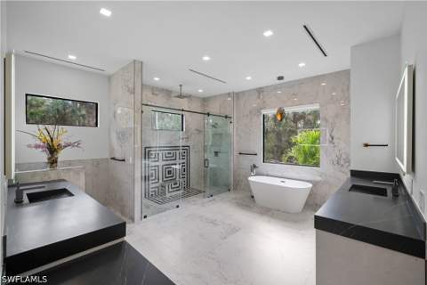390 3rd St NW, Naples FL - photo 16 of 35