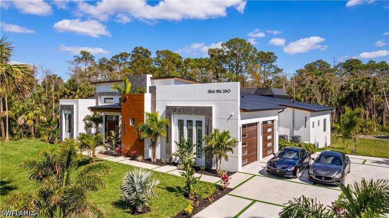 3 bedroom SingleFamilyResidence at 390 3rd St NW, Golden Gate Estates, Naples — photo 2