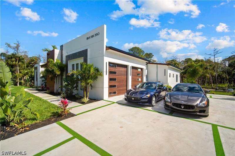 3 bedroom SingleFamilyResidence at 390 3rd St NW, Golden Gate Estates, Naples — photo 4
