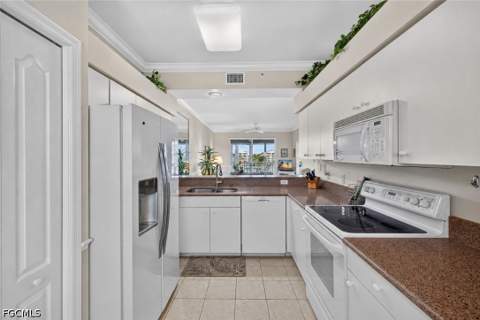 14071 Brant Point Cir 6304, Fort Myers FL - photo 12 of 50