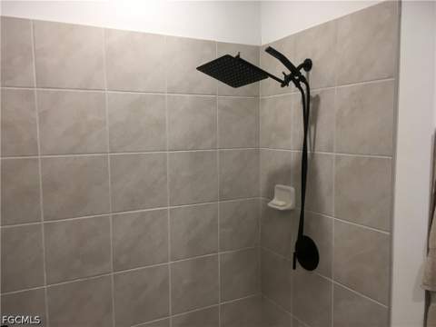 12134 Monterey Pine LN, Fort Myers FL - photo 13 of 23