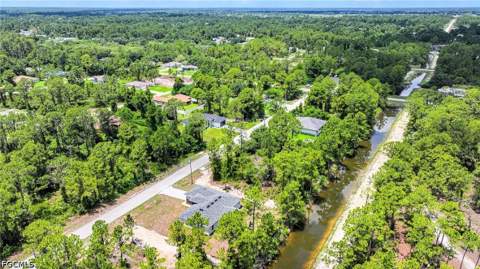 923 Binkley St E, Lehigh Acres FL - photo 22 of 24