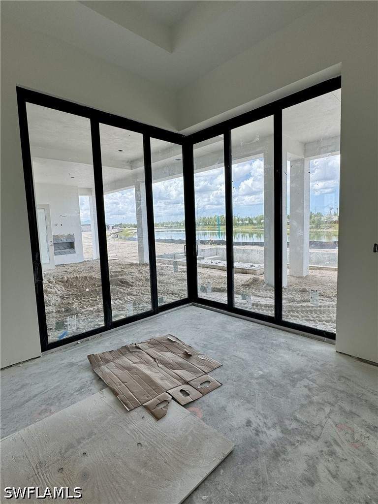 4 bedroom SingleFamilyResidence at 25562 Crystal Shore Dr, Vivid Shores, Bonita Springs — photo 4