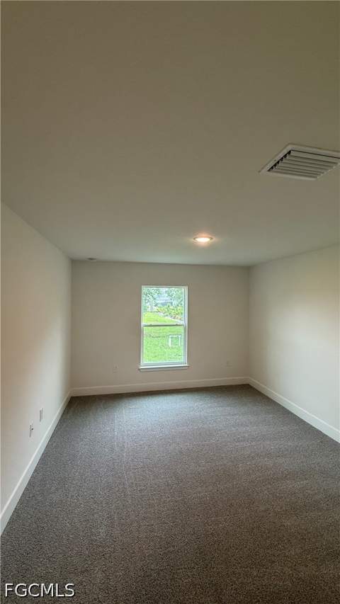 563 Windermere Dr, Lehigh Acres FL - photo 9 of 20