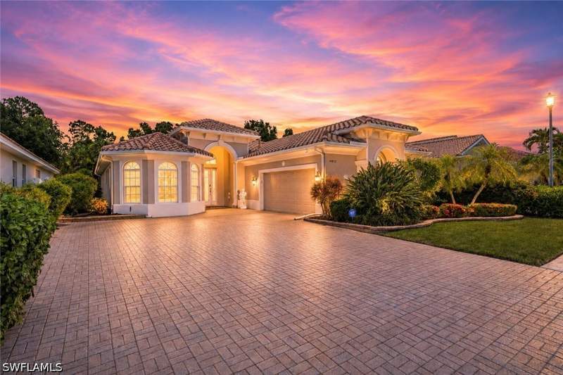 4 bedroom SingleFamilyResidence at 19832 Maddelena Cir, Belle Lago, Estero — photo 2