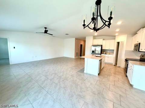 4104 NE 12th Ct, Cape Coral FL - photo 17 of 44