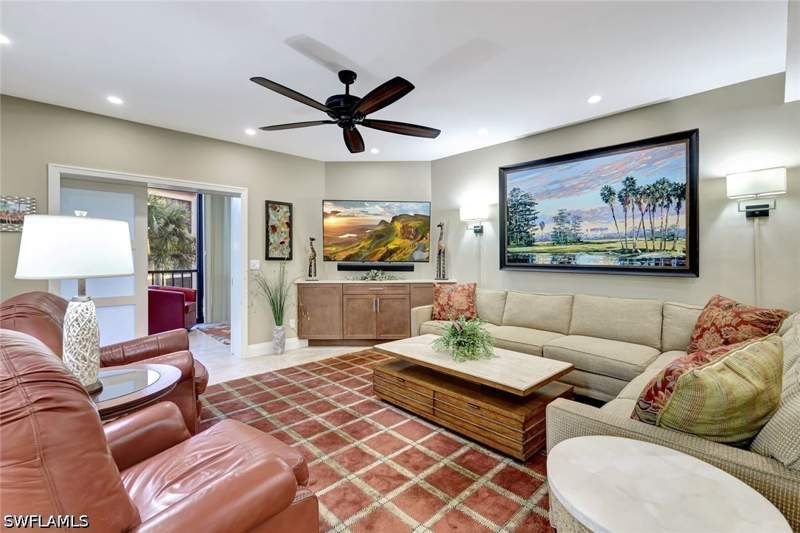 3 bedroom Condominium at 6820 Pelican Bay Blvd 133, Interlachen, Naples — photo 3