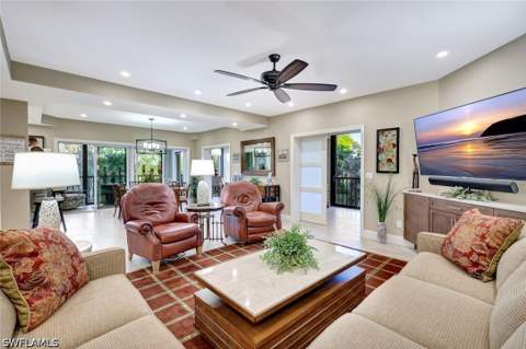 6820 Pelican Bay Blvd 133, Naples FL - photo 7 of 36