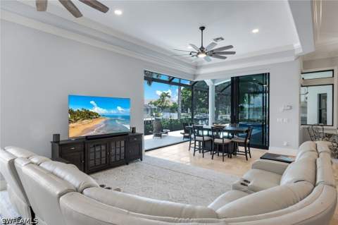 511 Alameda Ct, Marco Island FL - photo 17 of 50