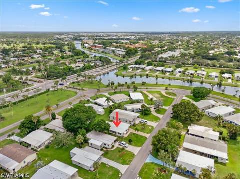510 Menton Ln, Naples FL - photo 18 of 28