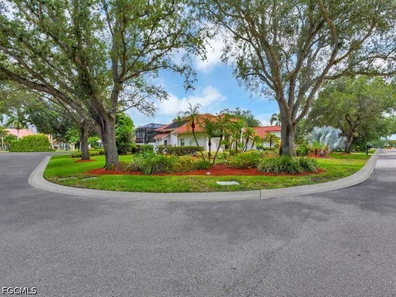3 bedroom SingleFamilyResidence at 11570 Hampton Greens Dr, Hampton Greens, Fort Myers — photo 3