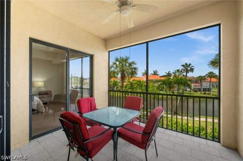 15121 Laguna Dr 102, Fort Myers FL - photo 6 of 47