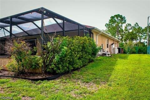 1114 Barfield St E, Lehigh Acres FL - photo 17 of 22