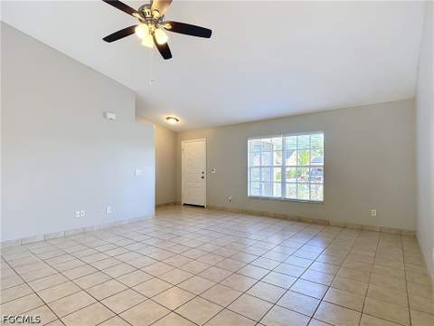 528 SE 27th St, Cape Coral FL - photo 11 of 50
