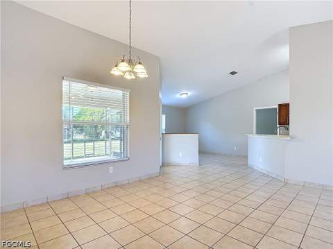 528 SE 27th St, Cape Coral FL - photo 13 of 50