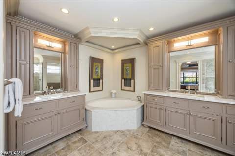 158 Cypress View Dr 158, Naples FL - photo 14 of 50