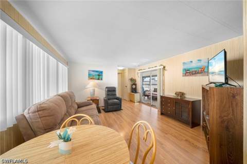455 Cape Florida Way, Naples FL - photo 11 of 22