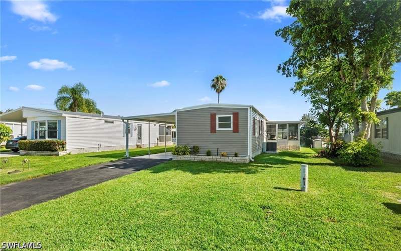 2 bedroom ManufacturedHome at 455 Cape Florida Way, Naples Mobile Estates, Naples — photo 2