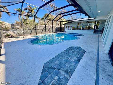 8065 Lagoon Rd, Fort Myers Beach FL - photo 7 of 43