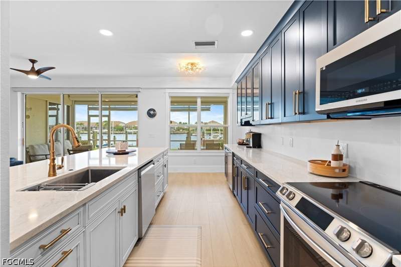 2 bedroom Condominium at 380 Stella Maris Dr N 2602, Villages Of Stella Maris, Naples — photo 4