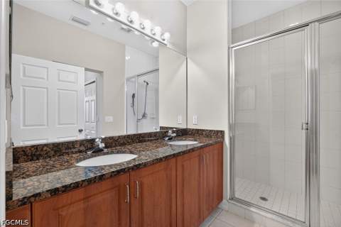 8521 Oakshade Cir 422, Fort Myers FL - photo 20 of 22