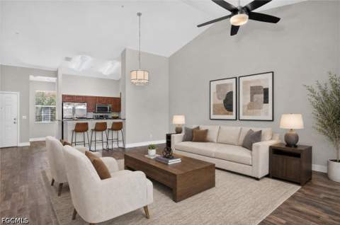 8521 Oakshade Cir 422, Fort Myers FL - photo 8 of 22