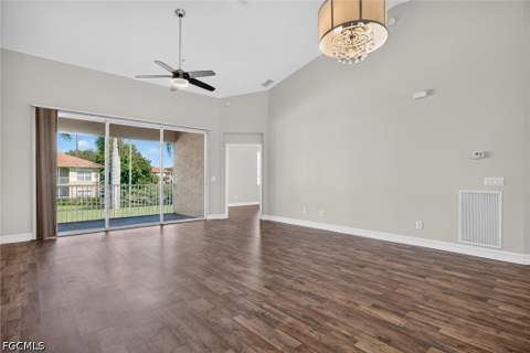 8521 Oakshade Cir 422, Fort Myers FL - photo 9 of 22