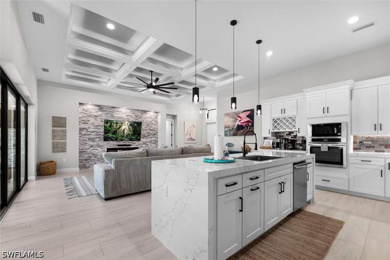 4 bedroom SingleFamilyResidence at 1212 NW 32nd Pl, Cape Coral, Cape Coral — photo 5