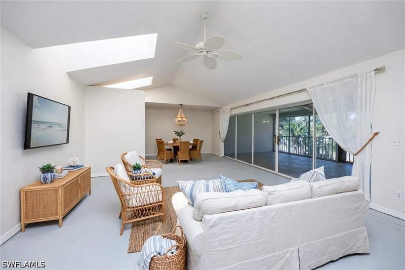 2 bedroom Condominium at 770 Waterford Dr 302, Eagle Creek, Naples — photo 5