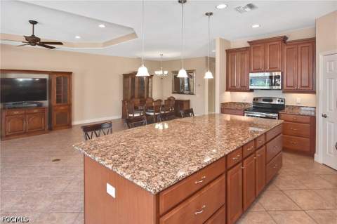 2669 Lambay Ct, Cape Coral FL - photo 16 of 50