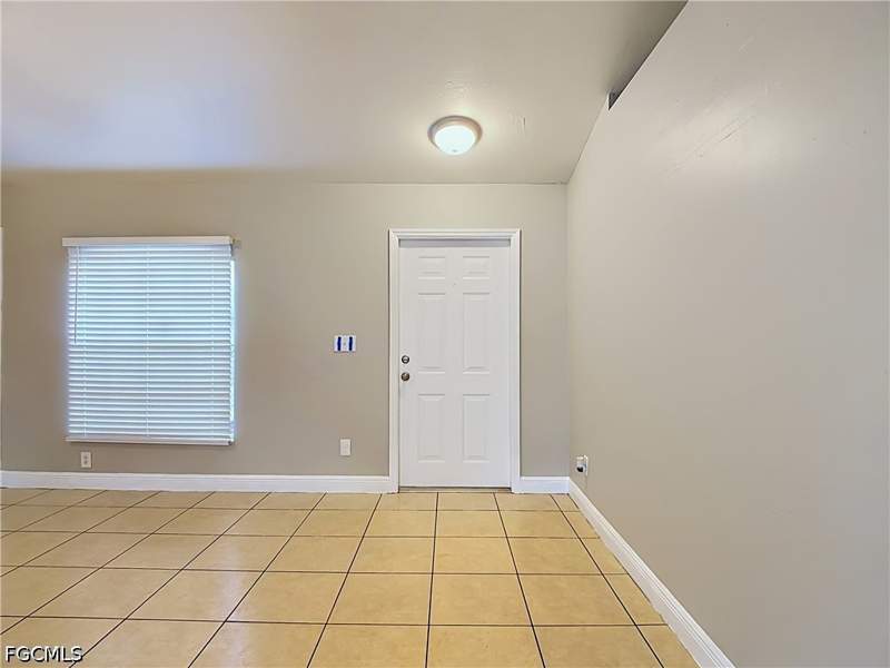 3 bedroom SingleFamilyResidence at 2928 18th St SW, Lehigh Acres, Lehigh Acres — photo 2