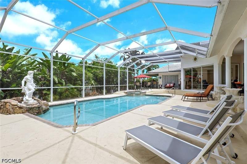 3 bedroom SingleFamilyResidence at 4403 SE 11th Pl, Cape Coral, Cape Coral — photo 4