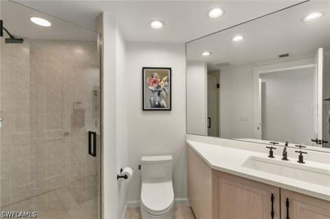 1060 Borghese Ln 902, Naples FL - photo 22 of 43