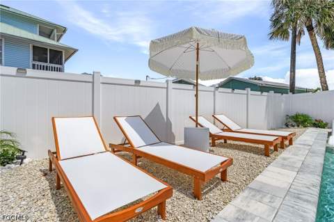 197 Madison Ct, Fort Myers Beach FL - photo 6 of 45