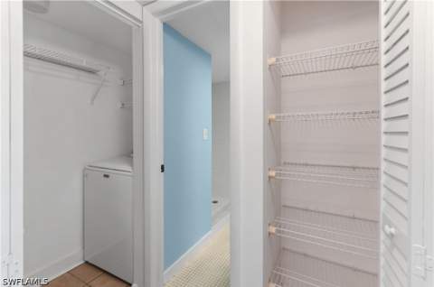 13 High Point Cir N 209, Naples FL - photo 19 of 33