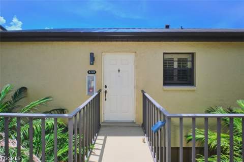 1905 SE 40th Ter 102, Cape Coral FL - photo 8 of 25