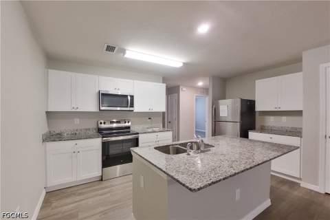 18310 Gibraltar Ln, Lehigh Acres FL - photo 9 of 17