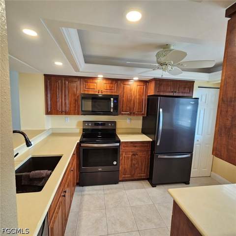 4253 Bay Beach Ln C6, Fort Myers Beach FL - photo 9 of 24