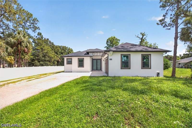 3 bedroom SingleFamilyResidence at 2843 14th Ave SE, Golden Gate Estates, Naples — photo 4