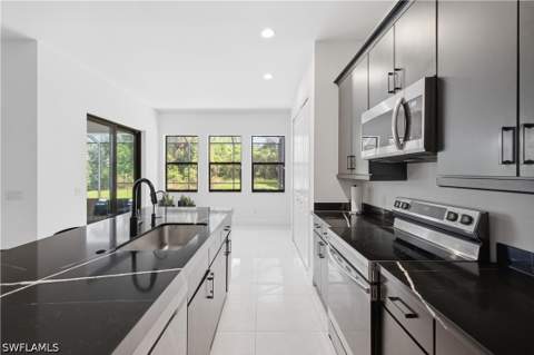 829 16th Ave SW, Naples FL - photo 13 of 36