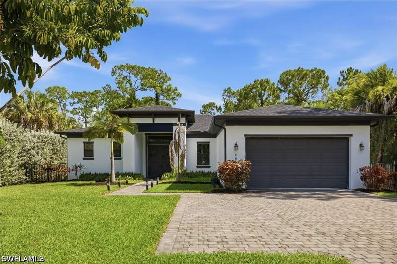 4 bedroom SingleFamilyResidence at 829 16th Ave SW, Golden Gate Estates, Naples — photo 2