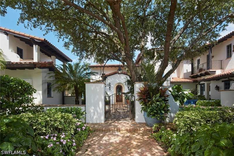 5 bedroom SingleFamilyResidence at 1385 Great Egret Trl, Estuary At Grey Oaks, Naples — photo 2