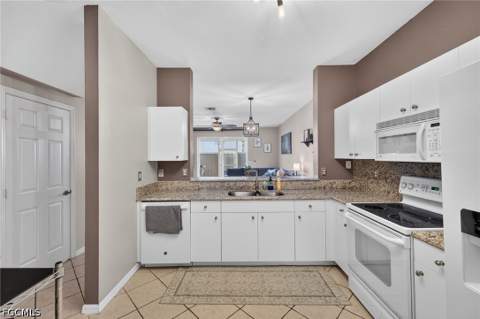 3009 Palmetto Oak Dr 103, Fort Myers FL - photo 10 of 40